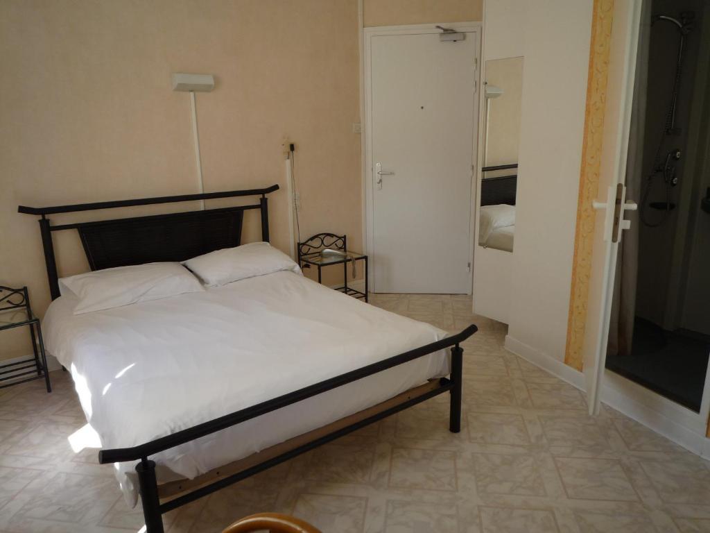 Hotel La Flamme Rouge Saint-Girons (Ariege) Quarto foto