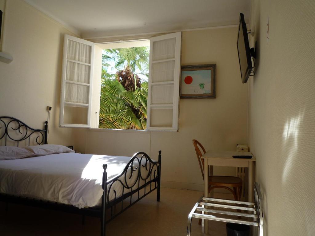 Hotel La Flamme Rouge Saint-Girons (Ariege) Quarto foto