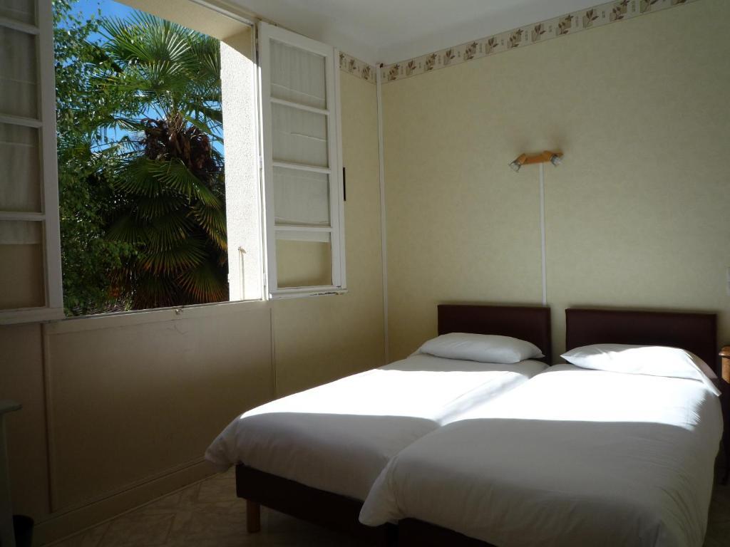 Hotel La Flamme Rouge Saint-Girons (Ariege) Quarto foto